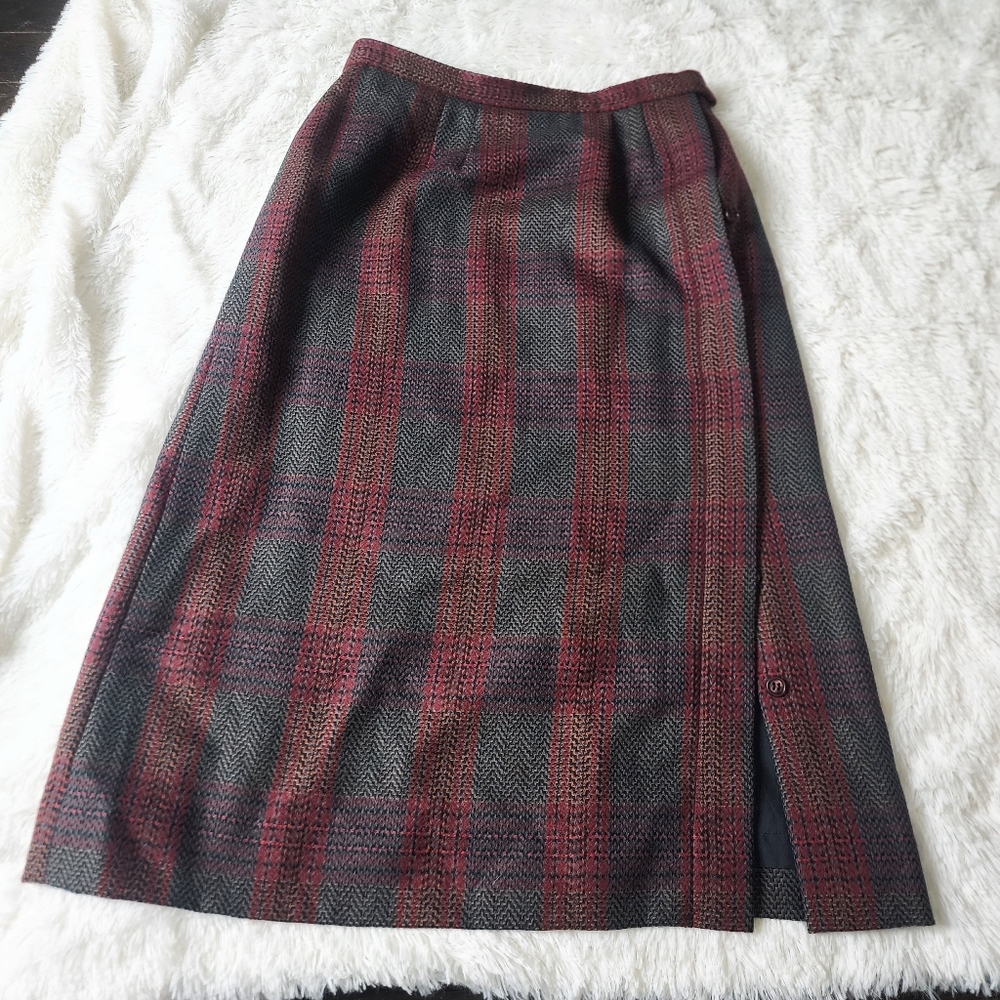 Vintage career options 100% wool long plaid button down full lined skirt
